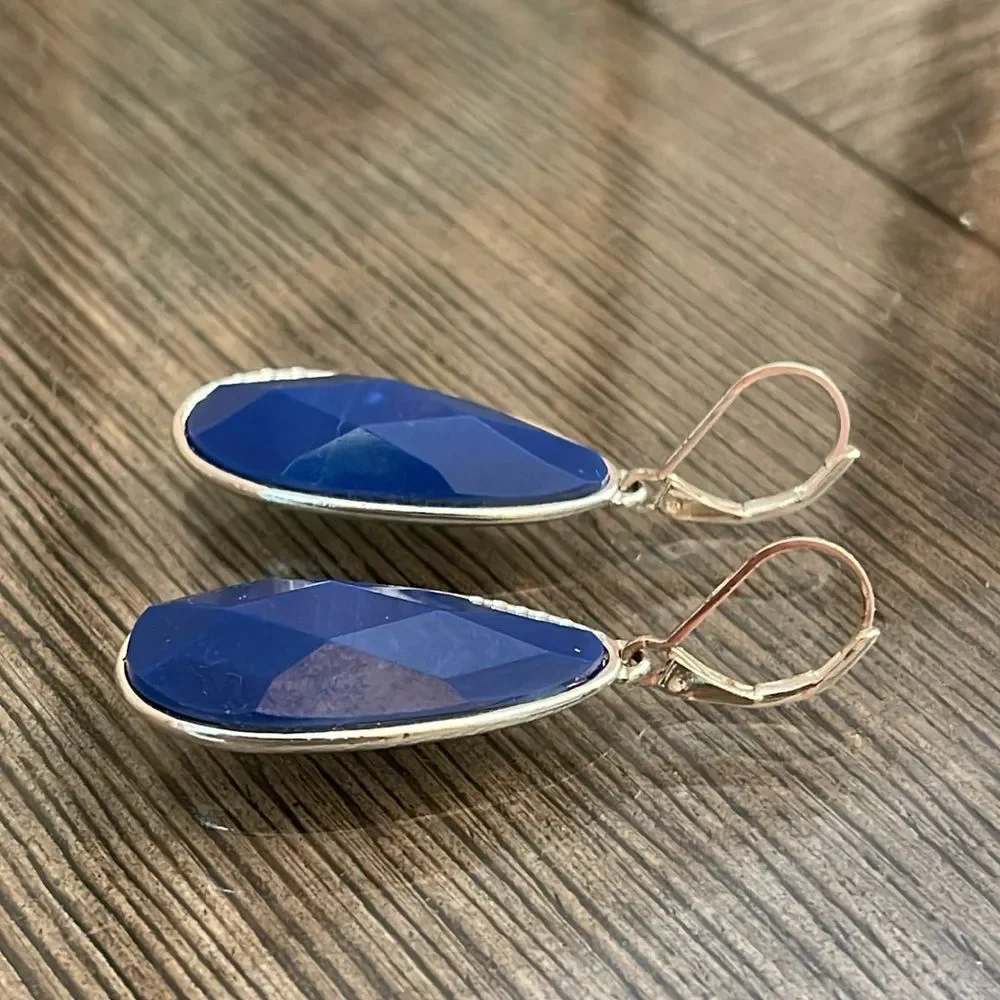 Long Silver-tone Tear Drop Lever Bag Earrings with Blue Faceted Gem
